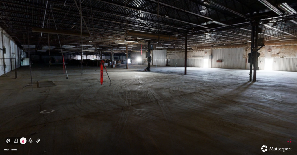 GeoMaus serving Warehouse - Matterport 3D tour - gopro3 Scanning
