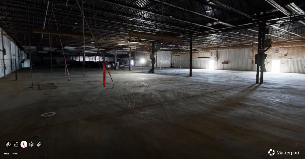GeoMaus serving Warehouse - Matterport 3D tour - gopro3 Scanning